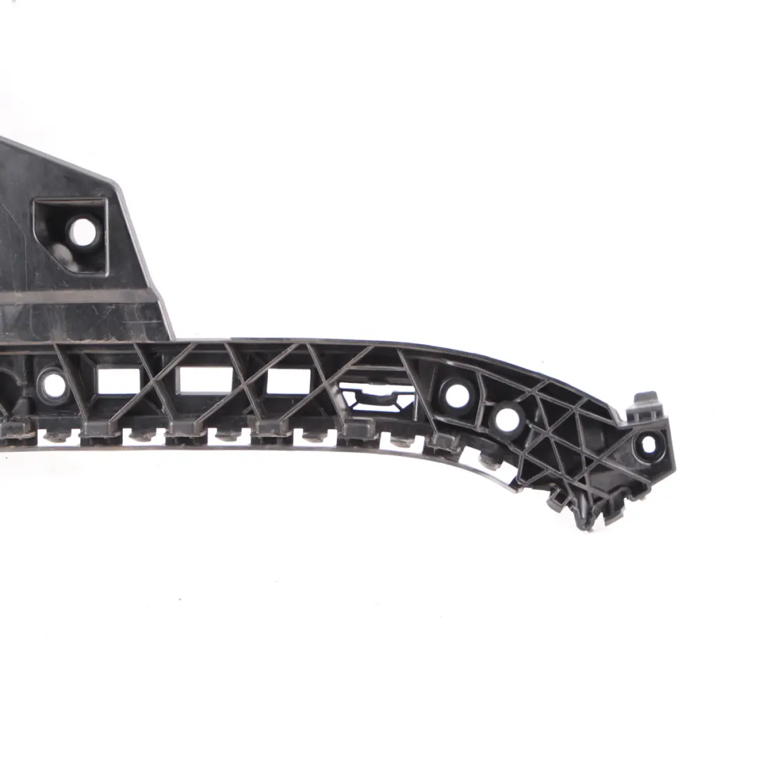 Guida paraurti posteriore lato destro supporto staffa per Mercedes W213 con numero di parte A2138850263 Mercedes W213 Guida paraurti posteriore lato destro supporto staffa - SKU A2138850263 - Numero di parte A2138850263