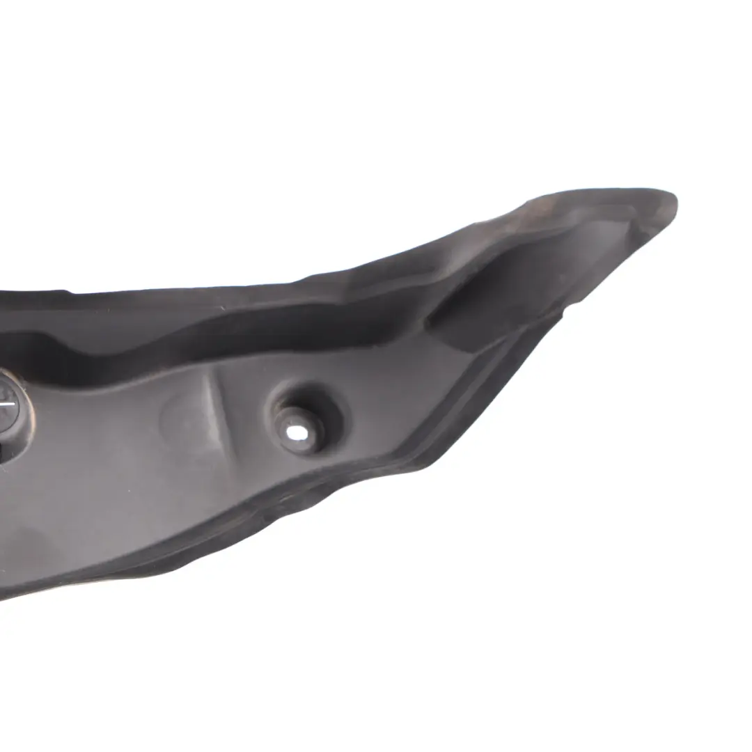 Mercedes W213 Aile Panneau Avant droite Support Cache-poussière A2138890025 - SKU A2138890500 - Numéro de pièce A2138890500