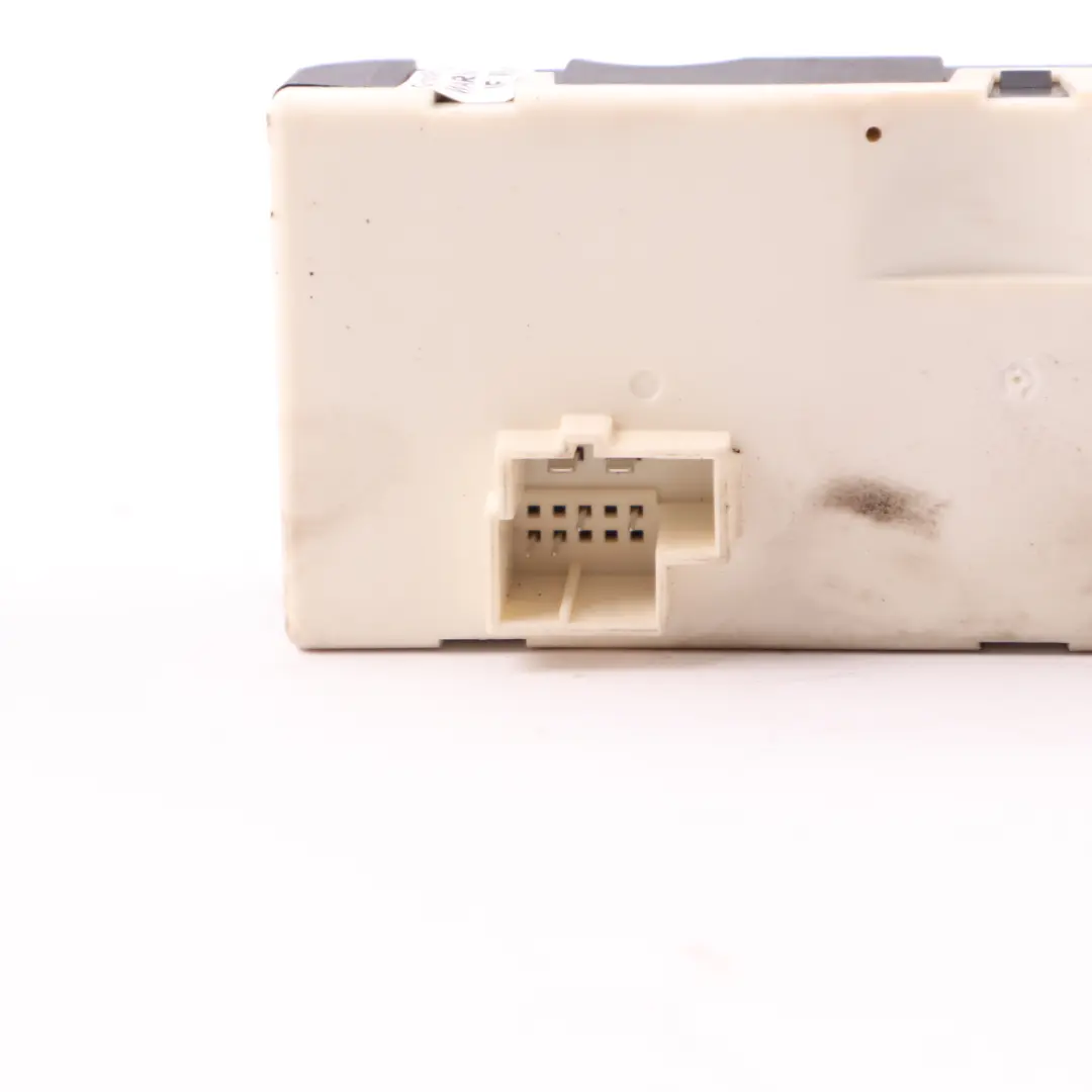 Trunk Module Mercedes S205 Automatic Trunk Lid Closing Control Unit to with Part number A2139000500 Trunk Module Mercedes S205 Automatic Trunk Lid Closing Control Unit - SKU A2139000500 - Part number A2139000500