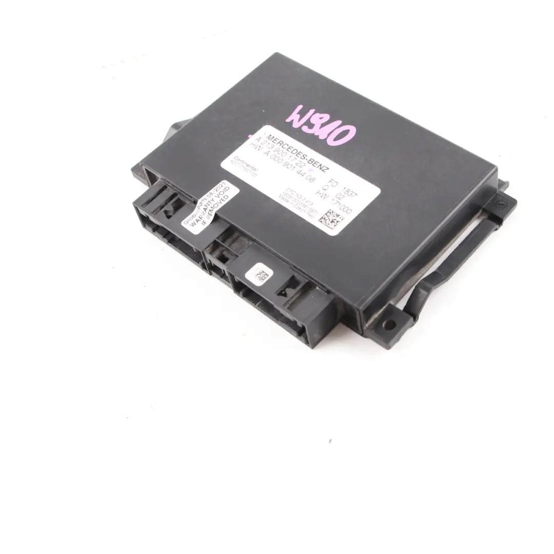 W907 Transmission Gearbox Control Unit Module ECU to Mercedes W213 with Part number A2139001722 Mercedes W213 W907 Transmission Gearbox Control Unit Module ECU - SKU A2139001722 - Part number A2139001722
