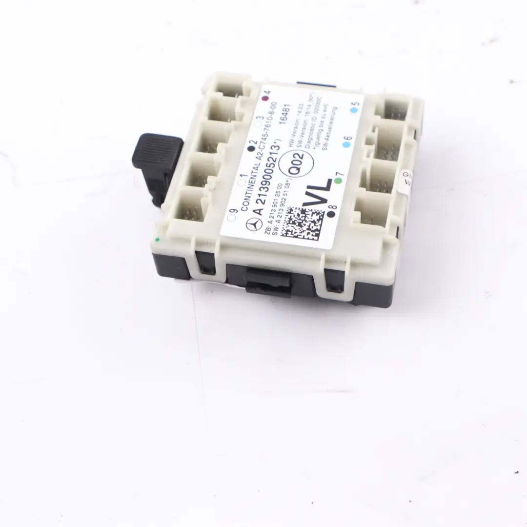 Módulo ECU Control Puerta Delantera Izquierda para Mercedes W213 con número de pieza A2139005213 Mercedes W213 Módulo ECU Control Puerta Delantera Izquierda - SKU A2139005213 - Número de pieza A2139005213