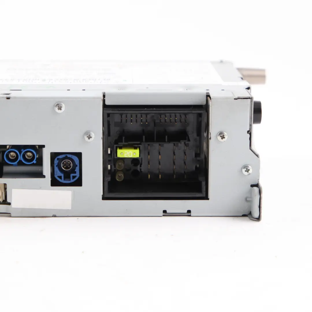 Steuergerät CD Media Player Audio Auto Radio für Mercedes W213 mit Teilenummer A2139005311 Mercedes W213 Steuergerät CD Media Player Audio Auto Radio - SKU A2139005311 - Teilenummer A2139005311