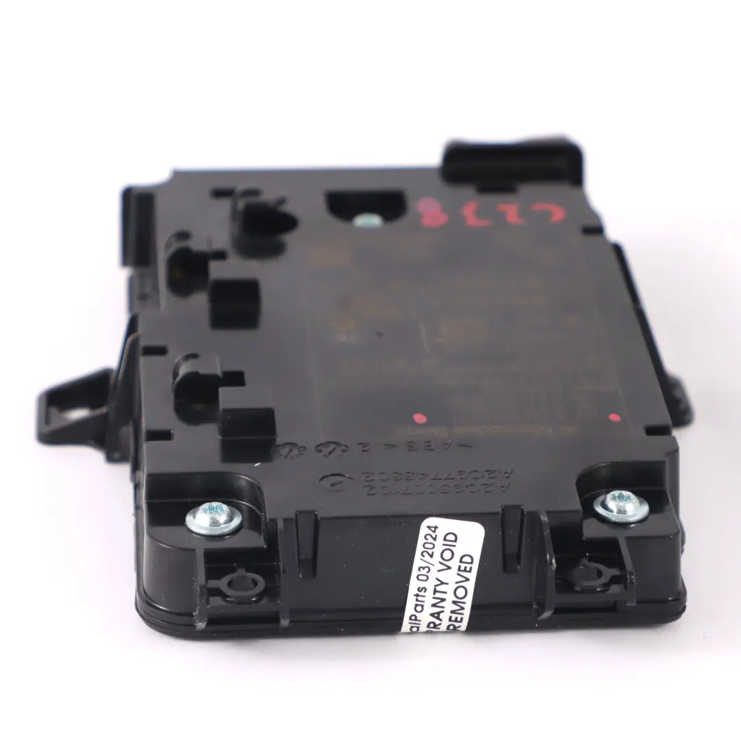 Moduł Ładowania Indukcyjnego Telematic do Mercedes W213 C238 o numerze A2139006911 Mercedes W213 C238 Moduł Ładowania Indukcyjnego Telematic - SKU A2139006911 - Numer Części A2139006911