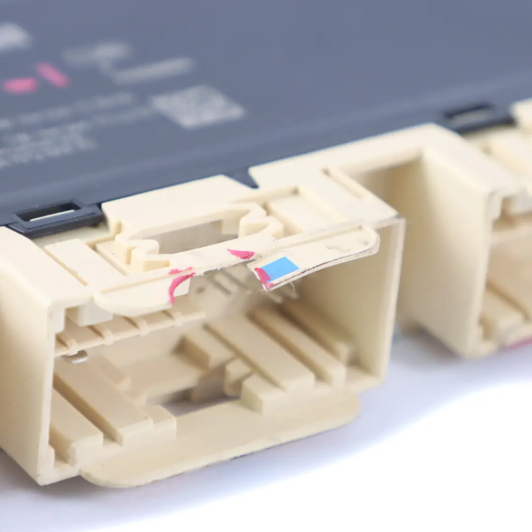 Module Mercedes C238 Front Right Seat Control Unit to Seat with Part number A2139008409 Seat Module Mercedes C238 Front Right Seat Control Unit - SKU A2139008409-1 - Part number A2139008409