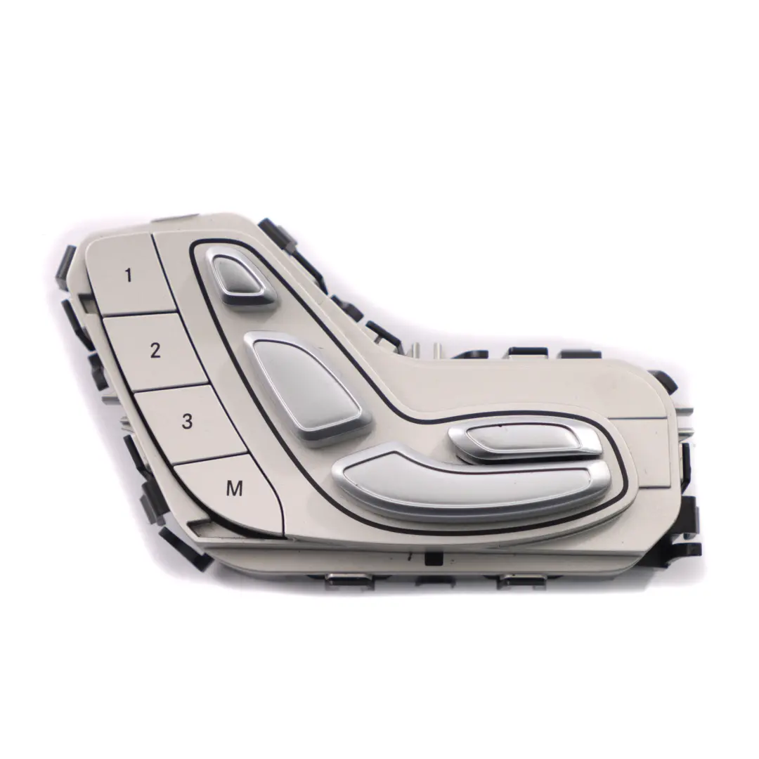 Interrutore Regolazion Sedile Porta Anteriore Sinistra per Mercedes C238 con numero di parte A2139050004 Mercedes C238 Interrutore Regolazion Sedile Porta Anteriore Sinistra - SKU A2139050004 - Numero di parte A2139050004