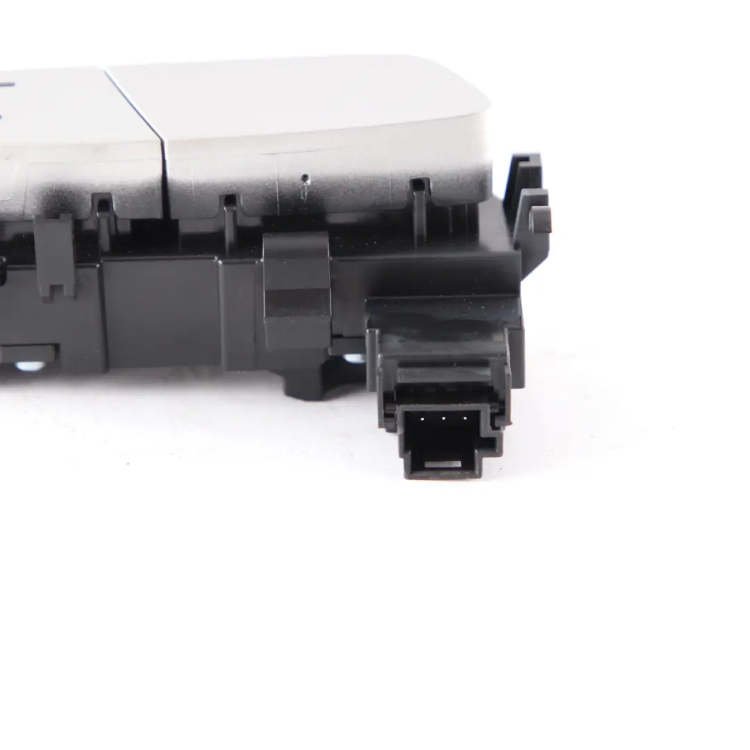 Mercedes W213 W238 Interruptor asiento Calefaccion Control Trasero Izquierdo - SKU A2139050204 - Número de pieza A2139050204
