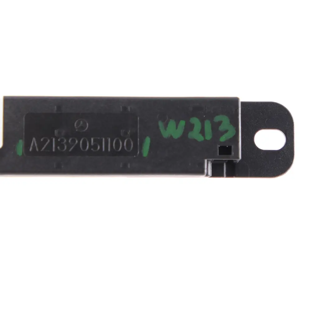 Mercedes W213 S213 Antena Control Unidad Keyless Go Entry - SKU A2139051100 - Número de pieza A2139051100
