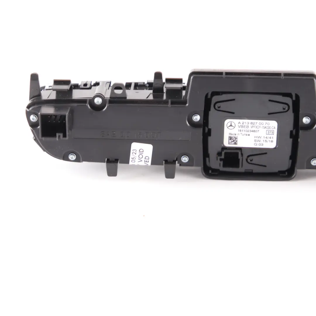  Pannello interruttori Mercedes W213 S213 Console Orologio Pericolo Radio - SKU A2139054603 - Numero di parte A2139054603