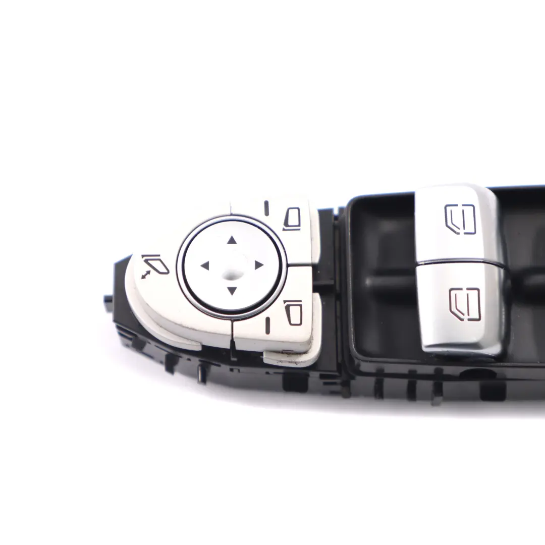 Interruttore per finestrino specchietto lato guida anteriore per Mercedes C238 con numero di parte A2139055103 Mercedes C238 Interruttore per finestrino specchietto lato guida anteriore - SKU A2139055103 - Numero di parte A2139055103