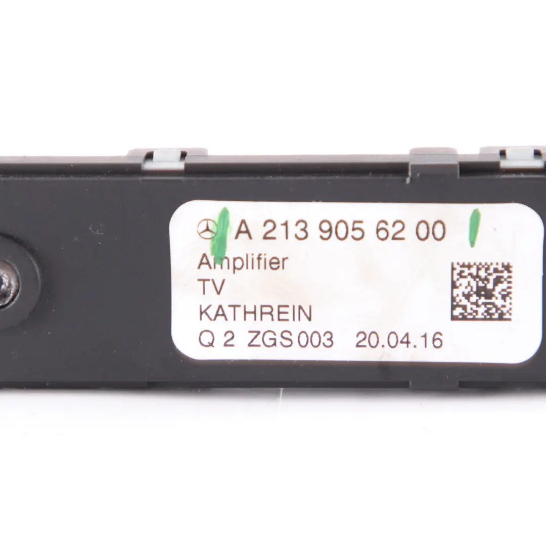  Antenne Amplificateur Mercedes W205 W213 S213 Aerial Module Right - SKU A2139056200 - Numéro de pièce A2139056200