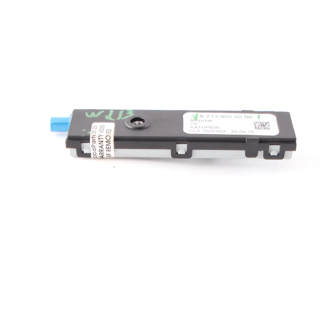 Amplificatore antenna Mercedes W205 W213 S213 Modulo antenna destra per con numero di parte A2139056200 Amplificatore antenna Mercedes W205 W213 S213 Modulo antenna destra - SKU A2139056200 - Numero di parte A2139056200