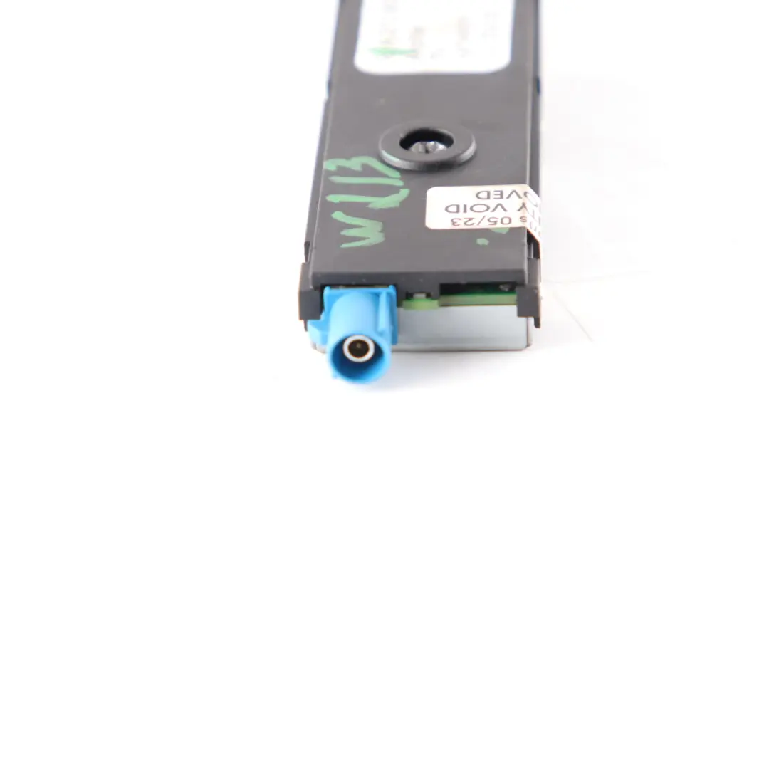 Amplificatore antenna Mercedes W205 W213 S213 Modulo antenna destra per con numero di parte A2139056200 Amplificatore antenna Mercedes W205 W213 S213 Modulo antenna destra - SKU A2139056200 - Numero di parte A2139056200