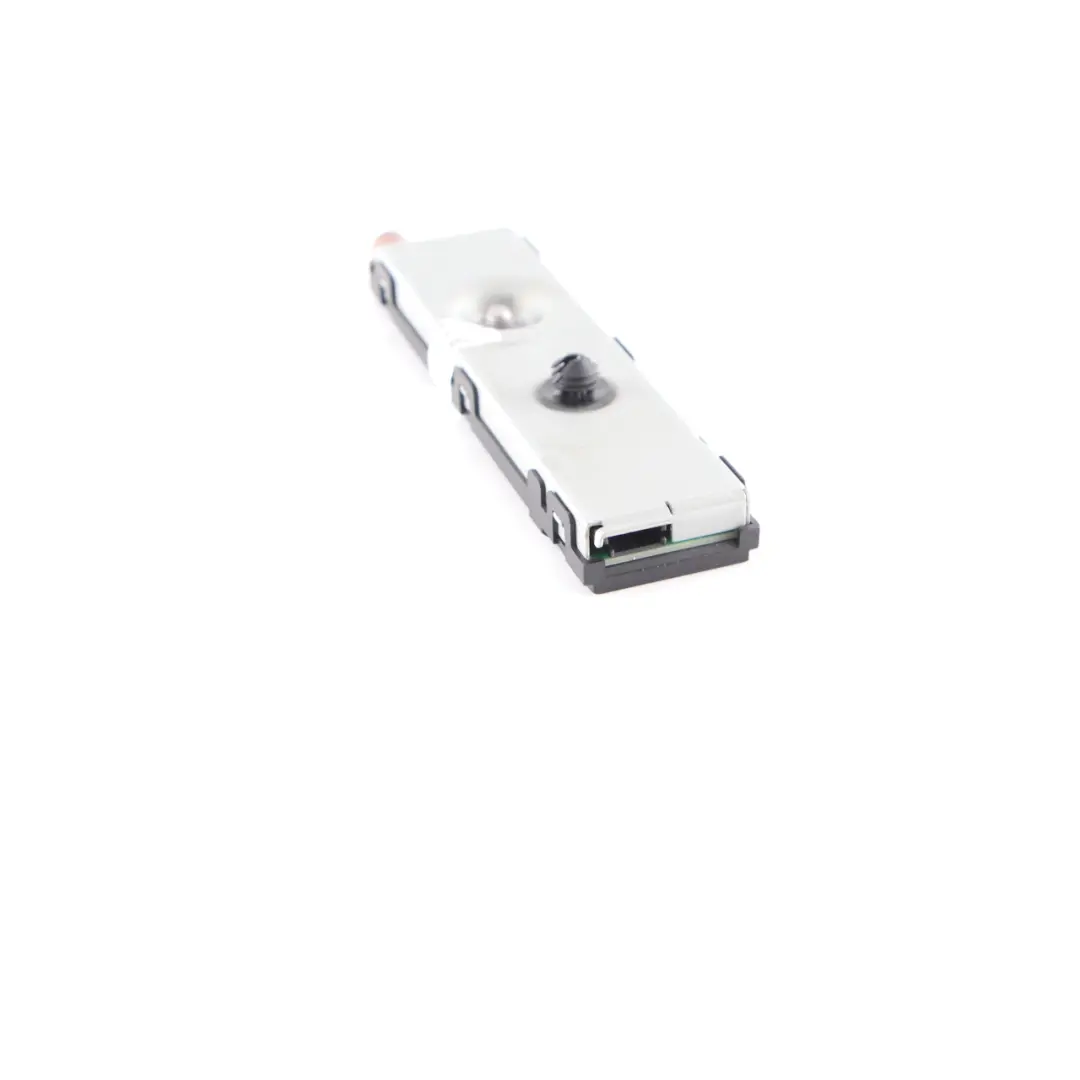  Antenne Amplificateur Mercedes W205 W213 W247 FM DAB Aerial Module - SKU A2139056500 - Numéro de pièce A2139056500