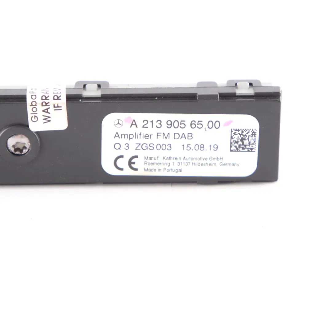 Amplificatore antenna Mercedes W205 W213 W247 FM DAB antenna per con numero di parte A2139056500 Amplificatore antenna Mercedes W205 W213 W247 FM DAB antenna - SKU A2139056500 - Numero di parte A2139056500