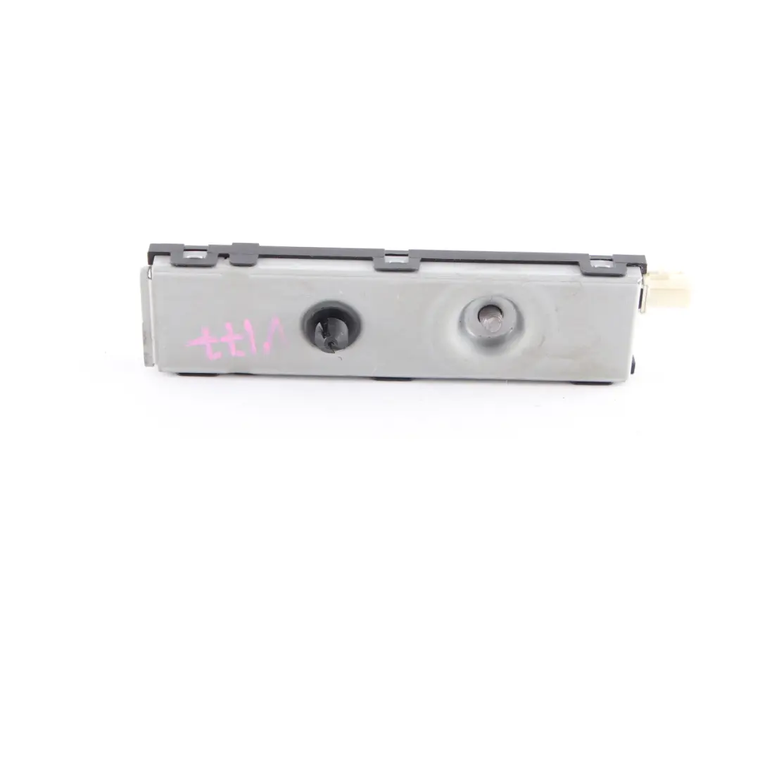  Antenna Amplifier Mercedes W205 W213 AM FM DAB Aerial Module Unit - SKU A2139056800 - Part number A2139056800