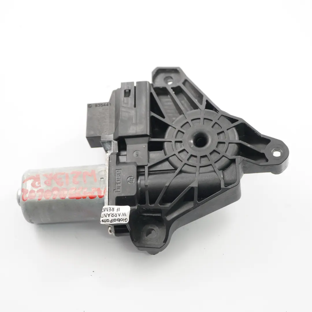 Mercedes W205 W213 Motor Elevalunas Puerta Trasera Derecha Exterior - SKU A2139060602 - Número de pieza A2139060602