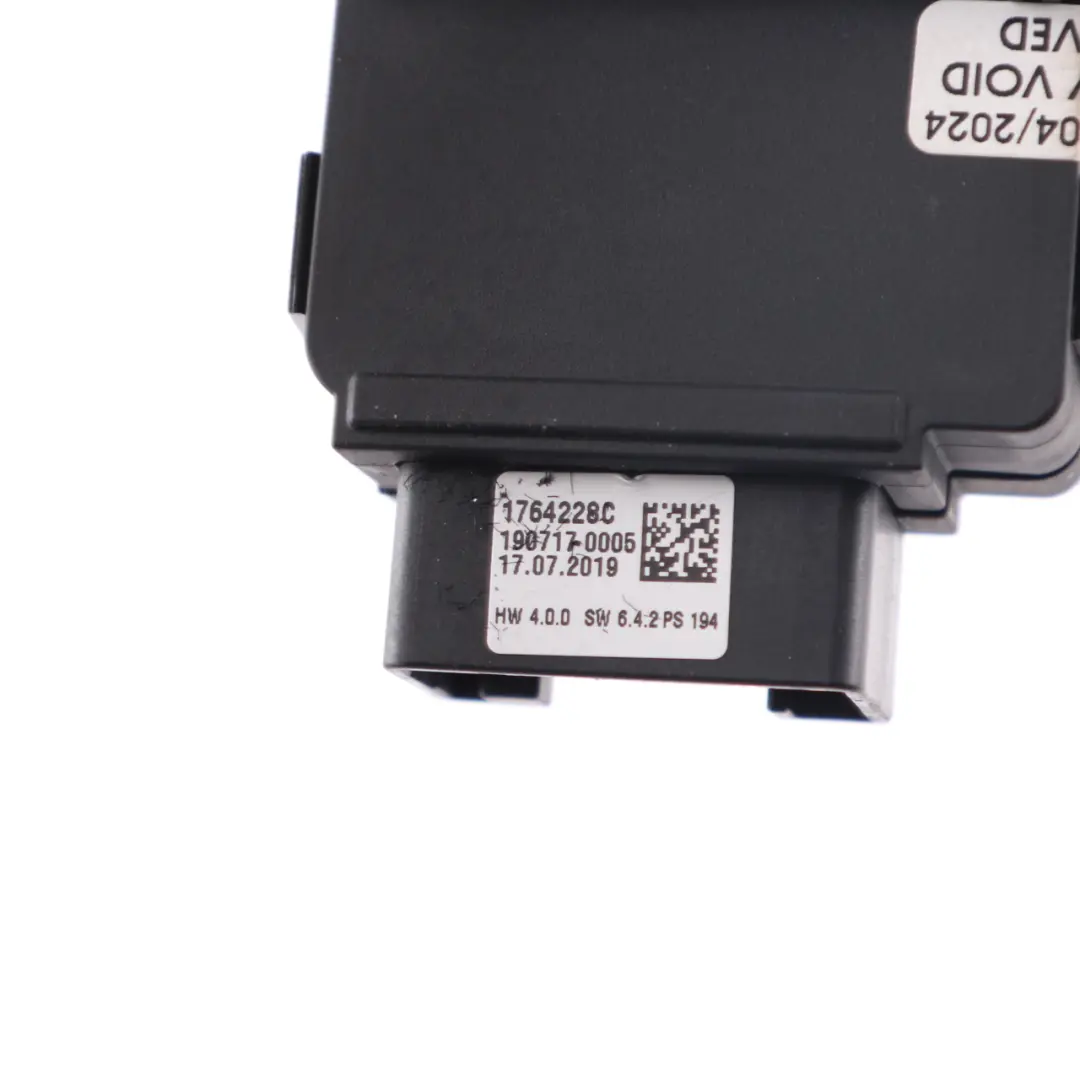 Moteur toit ouvrant Panoramique coulissant pour Mercedes W213 à propos du numéro de pièce A2139067406 Mercedes W213 Moteur toit ouvrant Panoramique coulissant - SKU A2139067406 - Numéro de pièce A2139067406