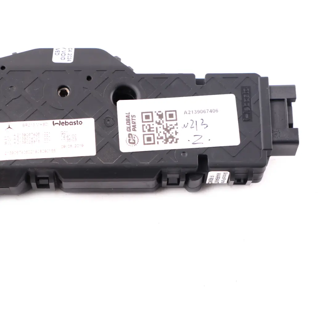 Mercedes W213 Motore tetto apribile panoramico scorrevole - SKU A2139067406 - Numero di parte A2139067406