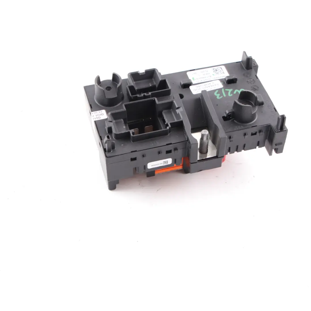 Fuse Box Rear SAM Module Electrical Fuse Unit to Mercedes W205 W213 with Part number A2139068701 Mercedes W205 W213 Fuse Box Rear SAM Module Electrical Fuse Unit - SKU A2139068701 - Part number A2139068701