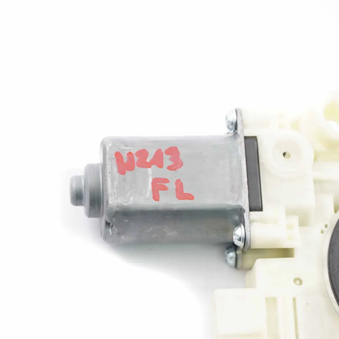 Mercedes W213 Moteur Lève Vitre Porte Avant Gauche d'Entraînement - SKU A2139069901 - Numéro de pièce A2139069901