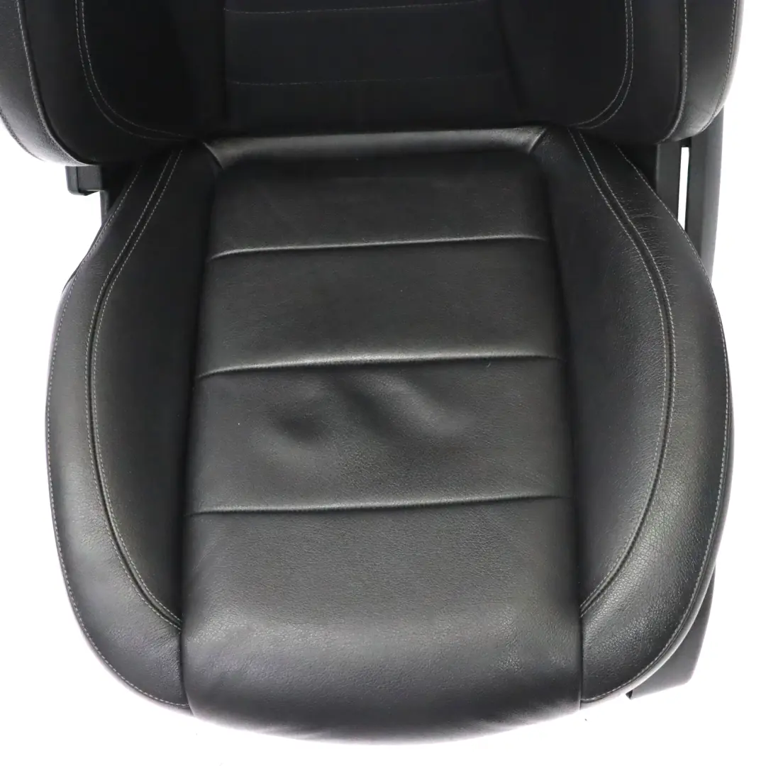 Mercedes W213 Siège Avant Gauche Chauffant Electrique Intérieur Cuir Noir - SKU A2139104002-3 - Numéro de pièce A2139104002