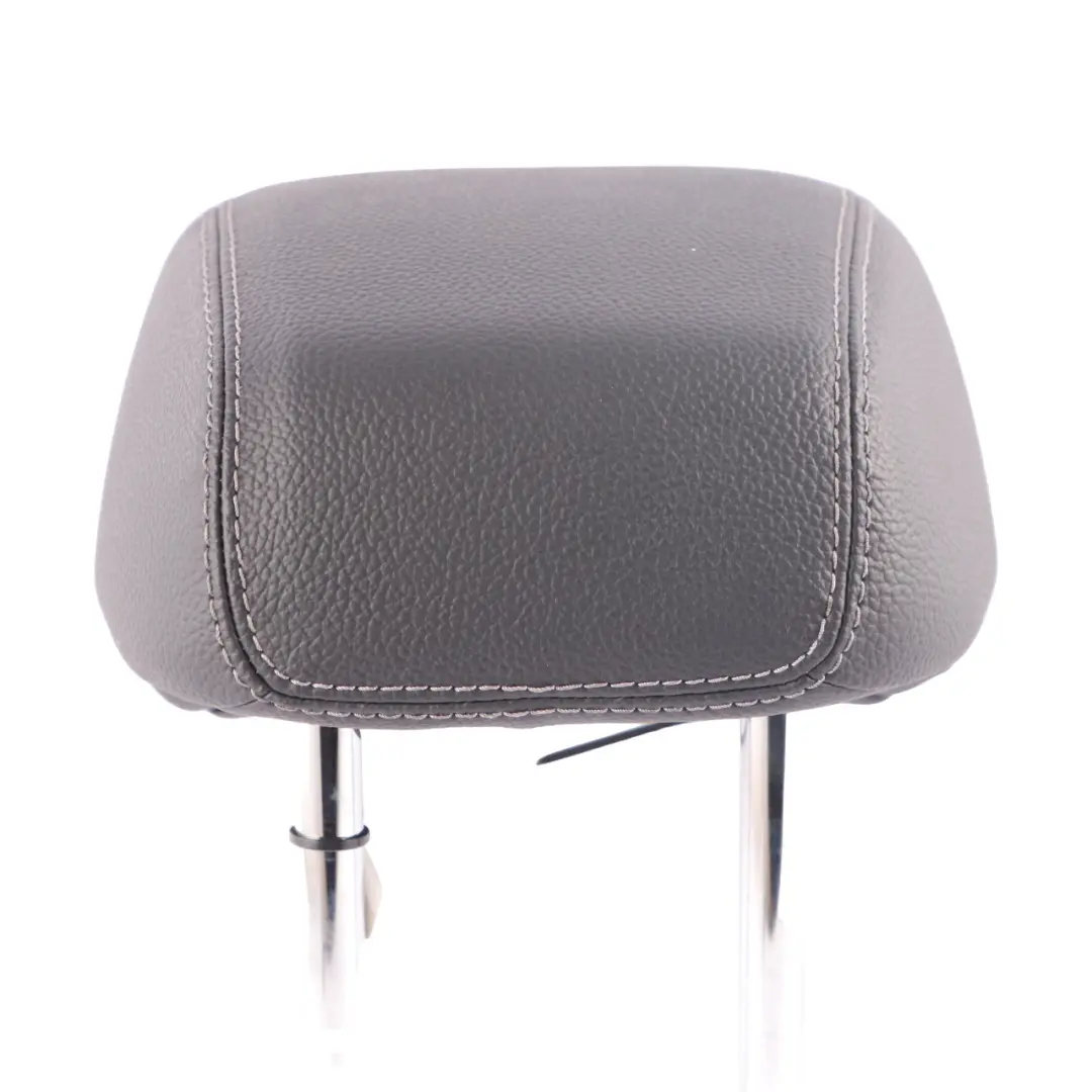 Mercedes W213 Poggiatesta Posteriore Centrale In Pelle Nera - SKU A2139702000 - Numero di parte A2139702000