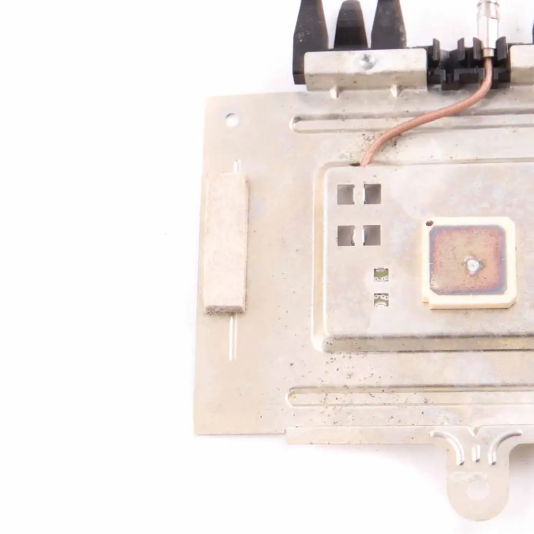 Wzmacniacza Anteny do Mercedes CLK W209 o numerze A2158200375 Mercedes CLK W209 Wzmacniacza Anteny - SKU A2158200375 - Numer Części A2158200375