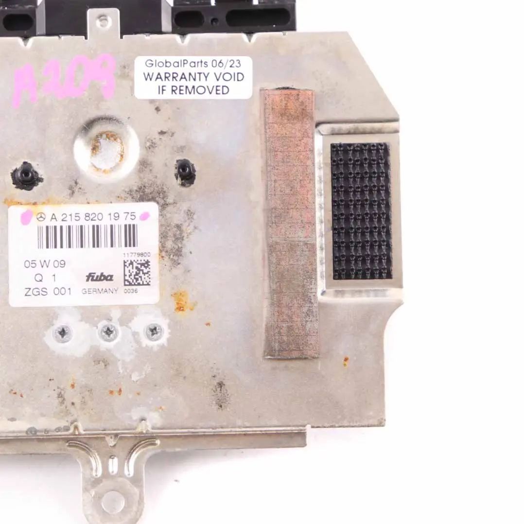 Boot Antenna Amplifier Module Unit to Mercedes CLK W209 Convertible with Part number A2158201975 Mercedes CLK W209 Convertible Boot Antenna Amplifier Module Unit - SKU A2158201975-1 - Part number A2158201975