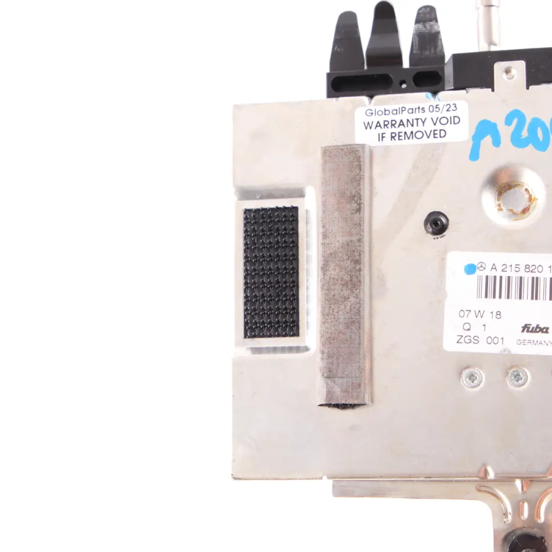 Kofferraum Antenne Verstärker Modul Einheit für Mercedes CLK W209 Cabrio mit Teilenummer A2158201975 Mercedes CLK W209 Cabrio Kofferraum Antenne Verstärker Modul Einheit - SKU A2158201975 - Teilenummer A2158201975