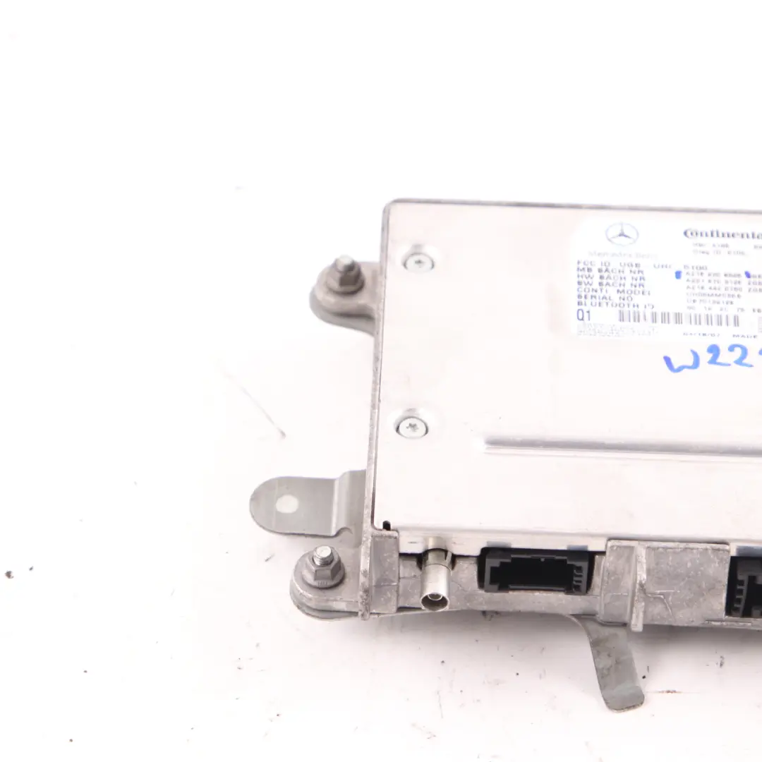 Door Module Front Left N/S Driver Control Unit ECU to Mercedes W221 with Part number A2168208526 Mercedes W221 Door Module Front Left N/S Driver Control Unit ECU - SKU A2168206525 - Part number A2168208526