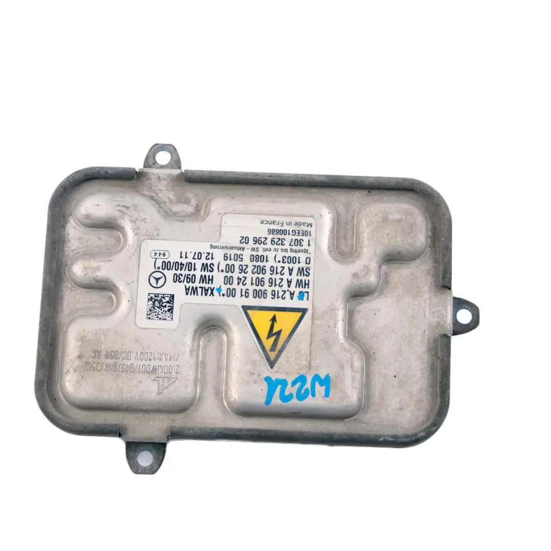 Scheinwerfer Ballast Steuergerät Modul für Mercedes W221 Xenon mit Teilenummer A2169009100 Mercedes W221 Xenon Scheinwerfer Ballast Steuergerät Modul - SKU A2169009100 - Teilenummer A2169009100