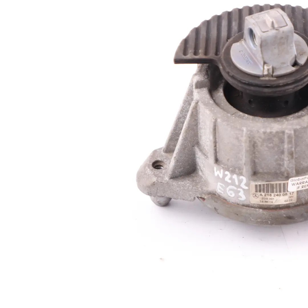 CLS63 AMG M157 Supporto motore destro per Mercedes W212 E63 C218 con numero di parte A2182400817 Mercedes W212 E63 C218 CLS63 AMG M157 Supporto motore destro - SKU A2182400817 - Numero di parte A2182400817