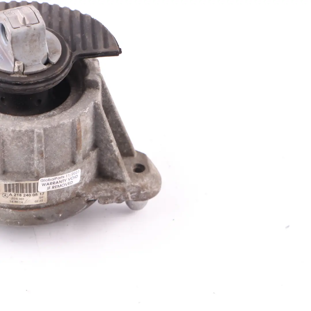 Łapa Poduszka Silnika Prawa do Mercedes W212 E63 C218 AMG M157 o numerze A2182400817 Mercedes W212 E63 C218 AMG M157 Łapa Poduszka Silnika Prawa - SKU A2182400817 - Numer Części A2182400817