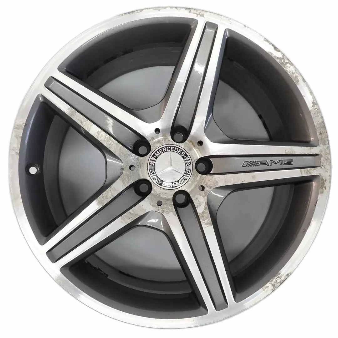 W218 Cerchio in lega a 5 razze AMG 19" ET:37 9J per Mercedes con numero di parte A2184011802 Mercedes W218 Cerchio in lega a 5 razze AMG 19" ET:37 9J - SKU A2184011802-1 - Numero di parte A2184011802