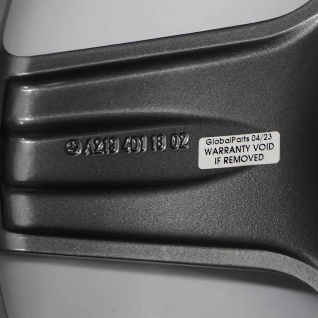 W218 Llanta de aleación de 5 radios AMG 19" ET:37 9J para Mercedes con número de pieza A2184011802 Mercedes W218 Llanta de aleación de 5 radios AMG 19" ET:37 9J - SKU A2184011802-1 - Número de pieza A2184011802