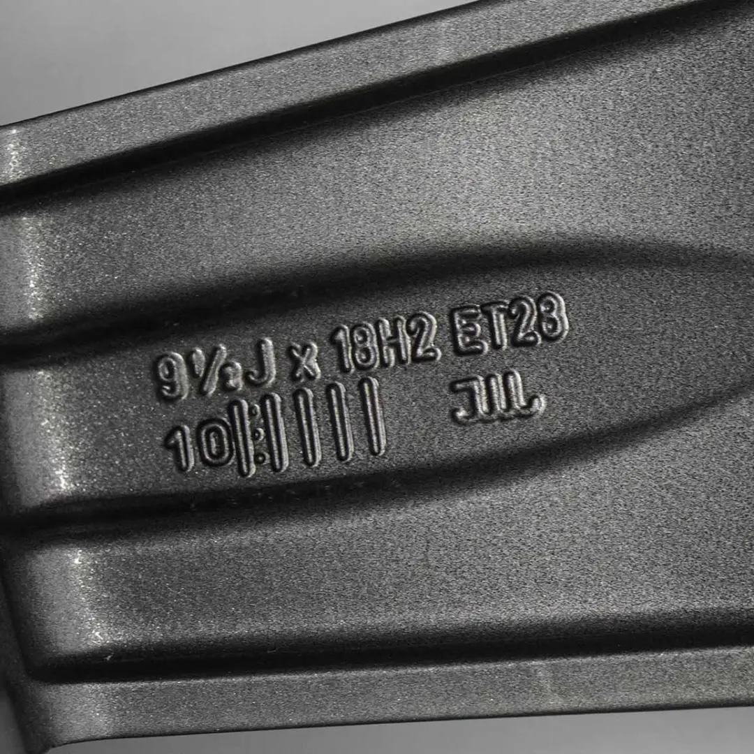 W218 Llanta de aleación de 5 radios AMG 19" ET:37 9J para Mercedes con número de pieza A2184011802 Mercedes W218 Llanta de aleación de 5 radios AMG 19" ET:37 9J - SKU A2184011802-1 - Número de pieza A2184011802