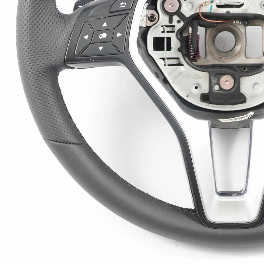  Volant Mercedes W204 W212 NEUF Cuir Noir Filets Noirs Palette Changement Vitesse - SKU A2184600818-1 - Numéro de pièce A2184600818