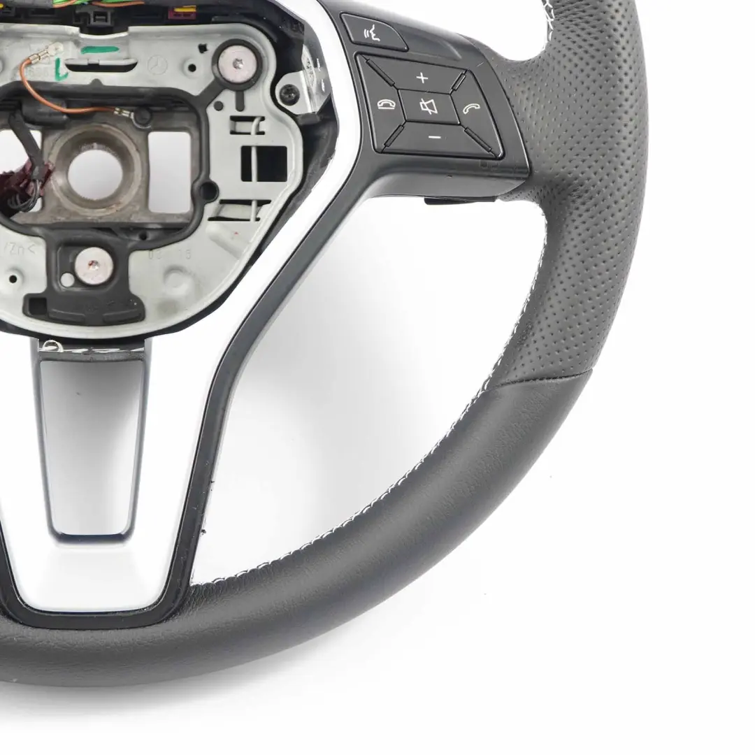 Mercedes W117 W176 W204 NEU Leder Schwarz Sport Lenkrad Schaltwippen Weiße Fäden - SKU A2184602018-1 - Teilenummer A2184602018