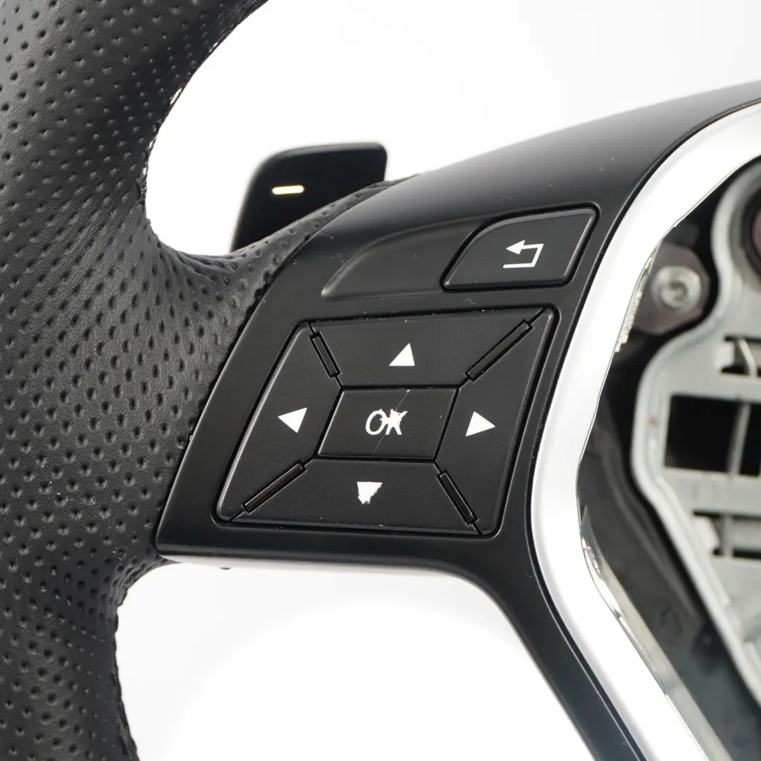 W117 NUEVO Volante deportivo de cuero negro Paddle Shift para Mercedes W176 W204 W246 con número de pieza A2184602018 Mercedes W176 W204 W246 W117 NUEVO Volante deportivo de cuero negro Paddle Shift - SKU A2184602018-3 - Número de pieza A2184602018