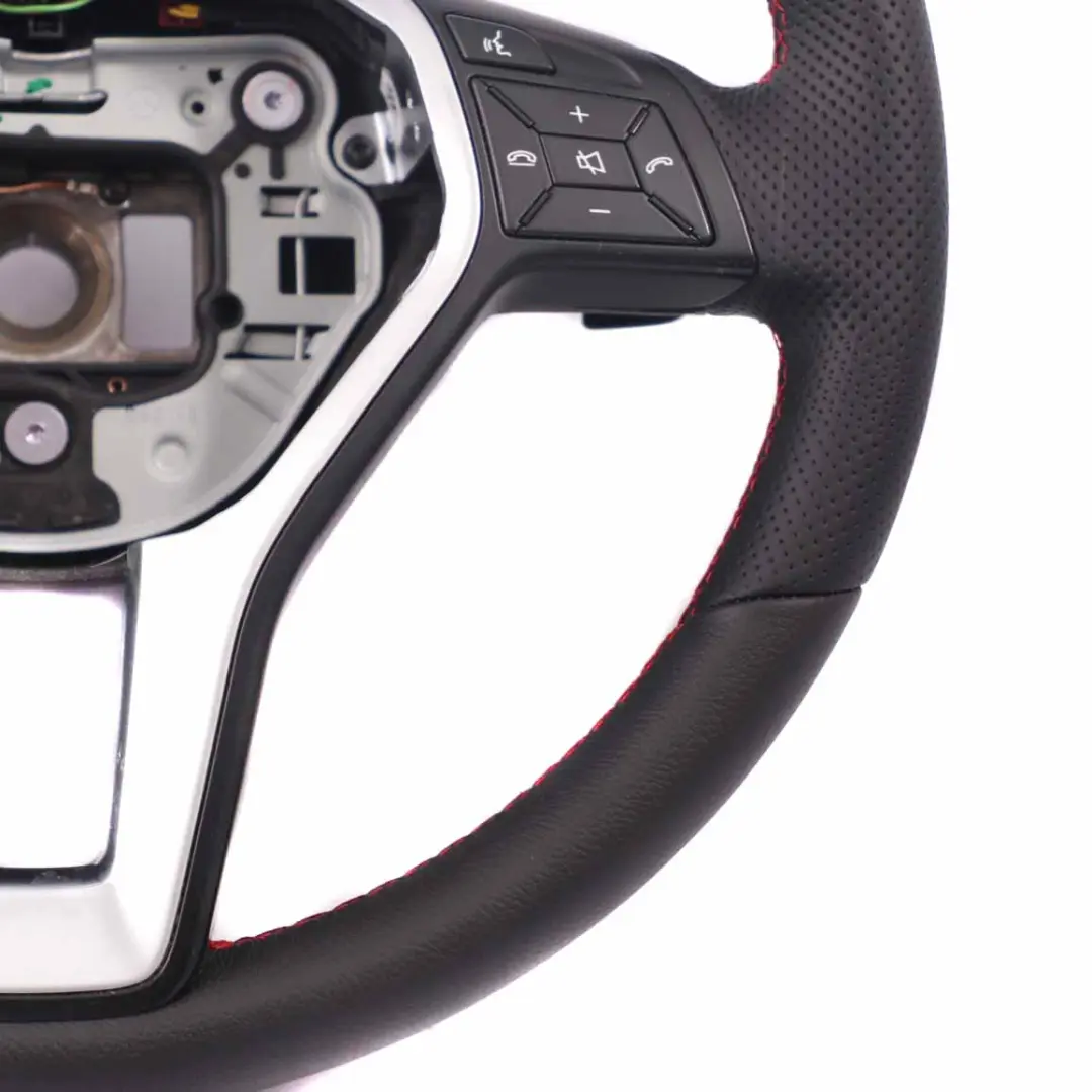  Volant Mercedes W176 W246 NEUF cuir noir fils rouges palettes de changement - SKU A2184609103-1 - Numéro de pièce A2184609103