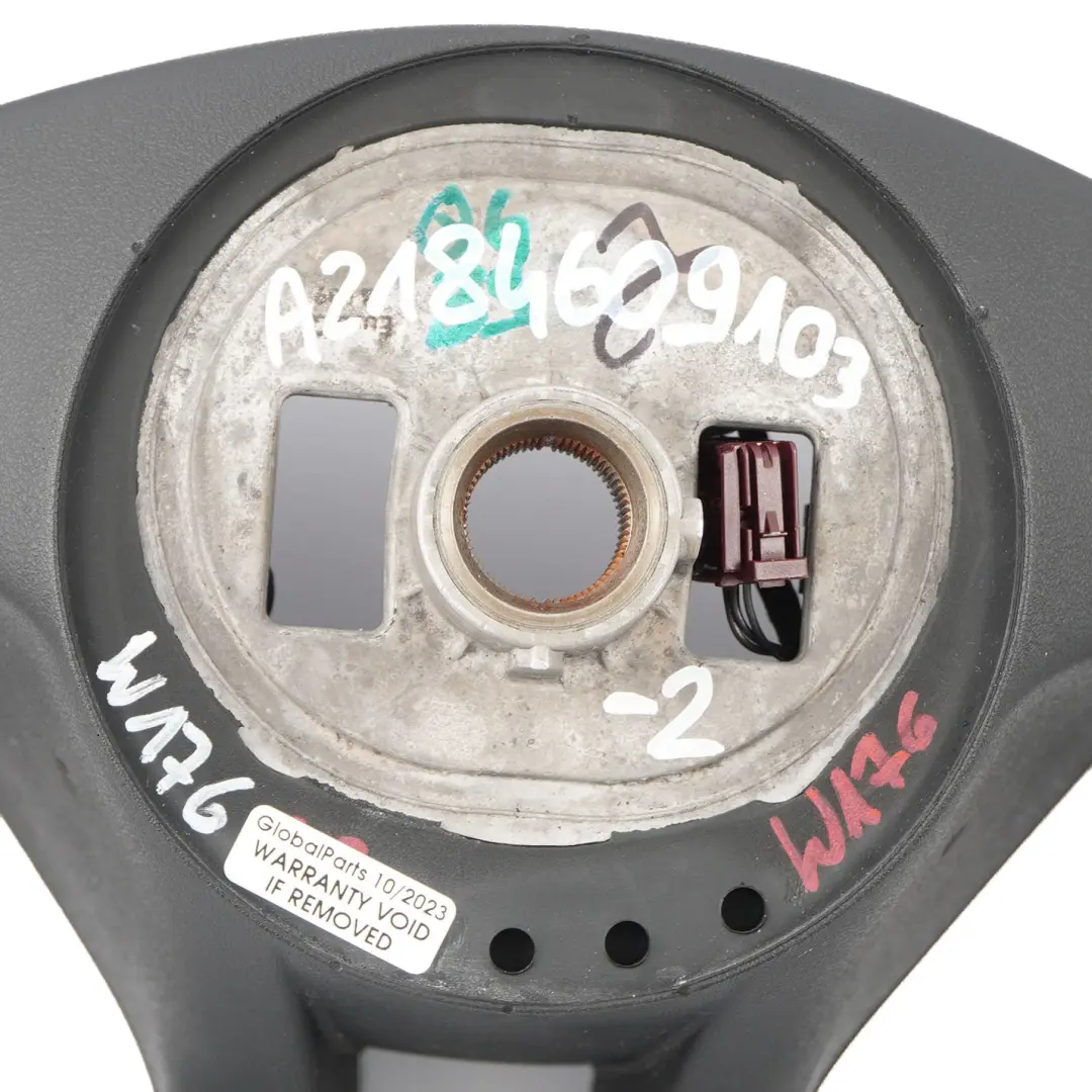  Volant Mercedes W176 W246 NEUF Cuir Noir Filets Noirs Paddle Shift - SKU A2184609103-2 - Numéro de pièce A2184609103