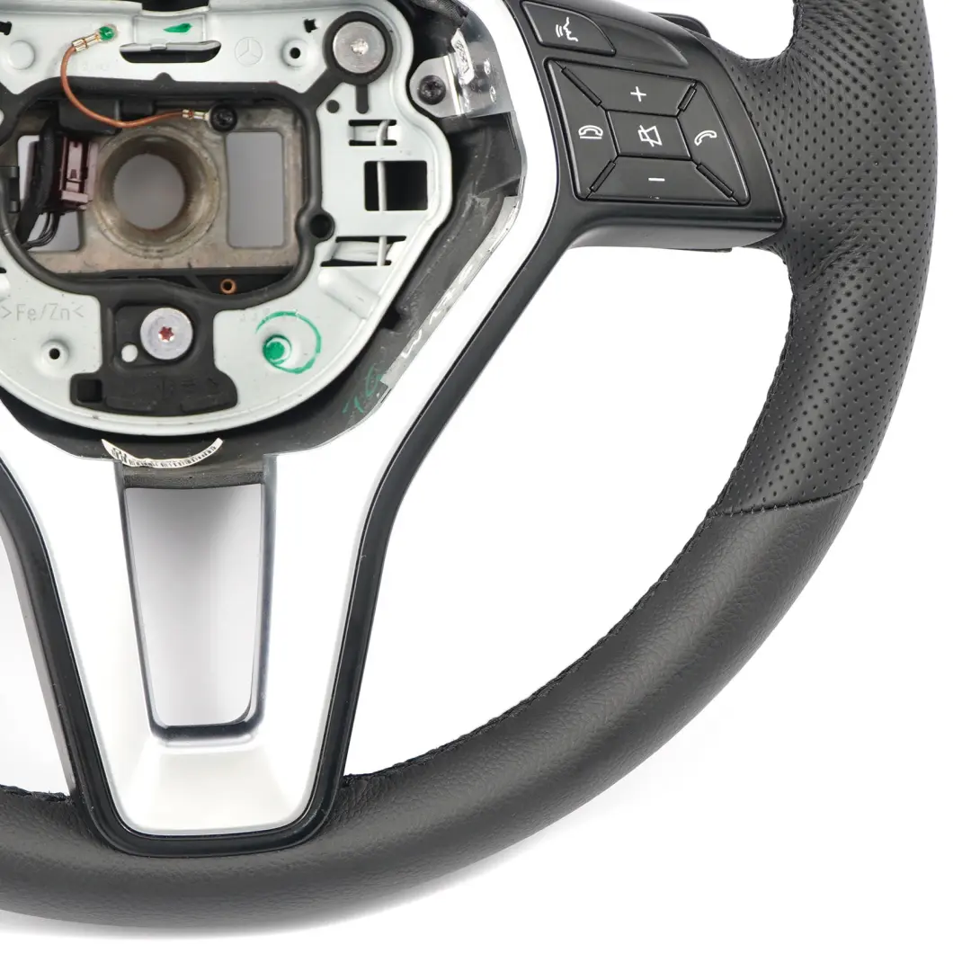 Volante Mercedes W176 W246 NUEVO Cuero Negro Hilos Negro Paddle Shift - SKU A2184609103-2 - Número de pieza A2184609103