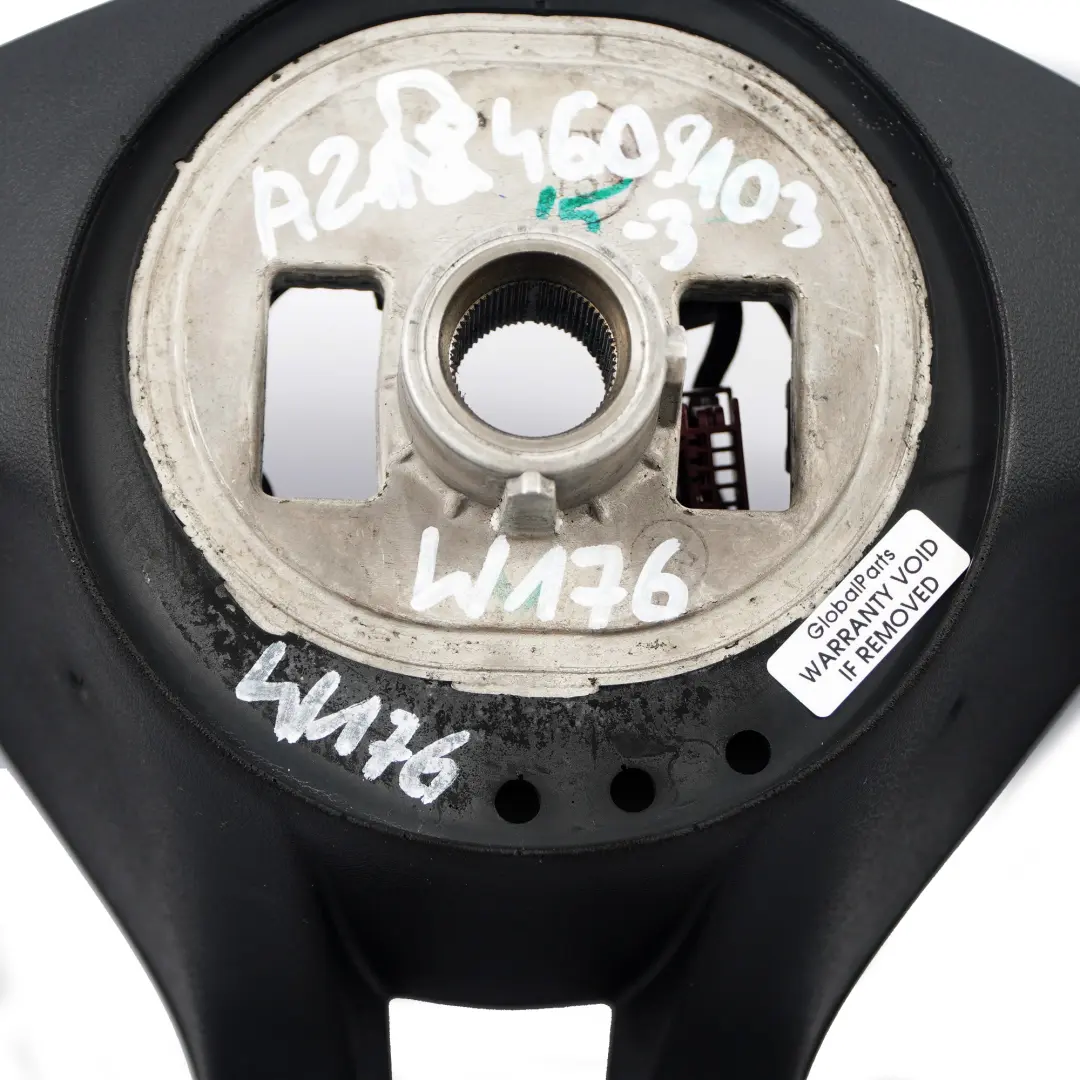 Kierownica NOWA Czarna Skóra Łopatki do Mercedes W176 W246 o numerze A2184609103 Mercedes W176 W246 Kierownica NOWA Czarna Skóra Łopatki - SKU A2184609103-3 - Numer Części A2184609103