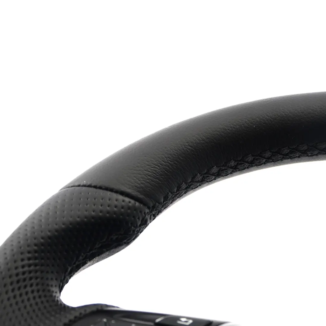  Lenkrad Mercedes W176 W246 NEU Schwarz Leder Schwarz Fäden Schalt wippen - SKU A2184609103-3 - Teilenummer A2184609103