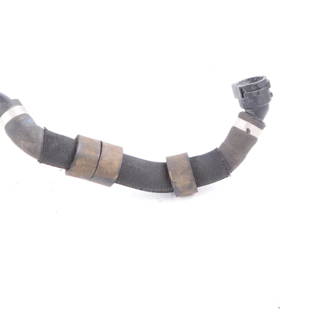 W218 AMG Tuyau Conduite Radiateur Liquide pour Mercedes W212 E63 CLS à propos du numéro de pièce A2185010064 Mercedes W212 E63 CLS W218 AMG Tuyau Conduite Radiateur Liquide - SKU A2185010064 - Numéro de pièce A2185010064