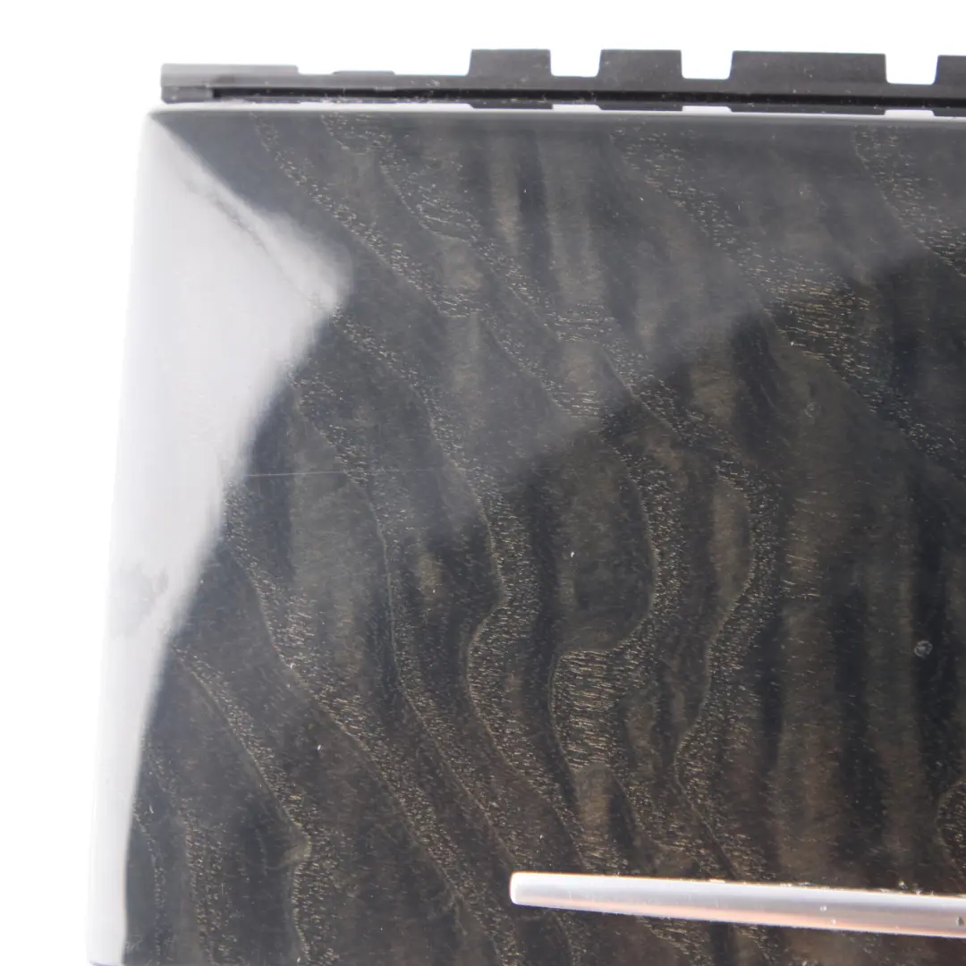 W218 Mittelkonsole Aschenbecher Ablage Becherhalter für Mercedes CLS mit Teilenummer A2186800950 Mercedes CLS W218 Mittelkonsole Aschenbecher Ablage Becherhalter - SKU A2186800950 - Teilenummer A2186800950