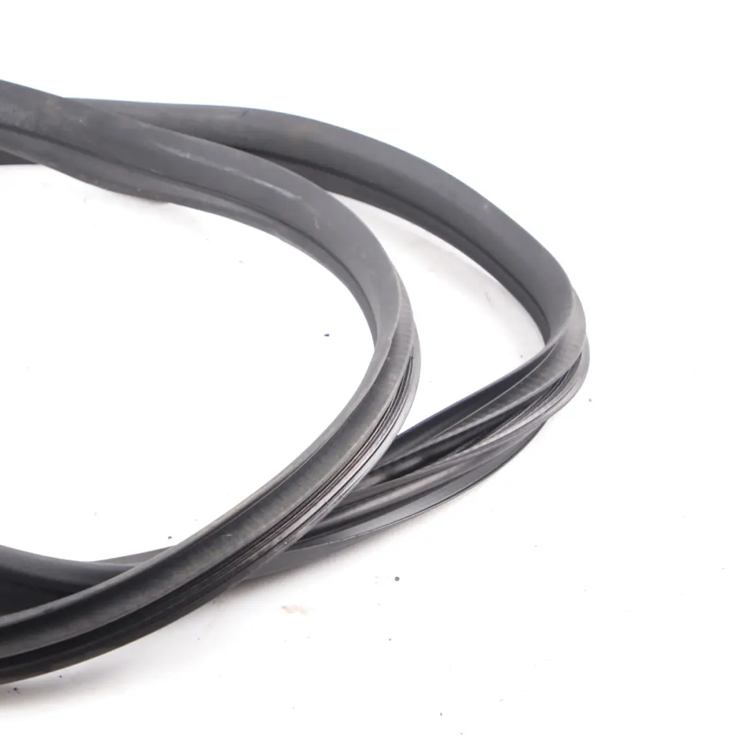 Junta Marco Puerta Mercedes W218 Delantera Izquierda Burlete para con número de pieza A2187201978 Junta Marco Puerta Mercedes W218 Delantera Izquierda Burlete - SKU A2187201978 - Número de pieza A2187201978