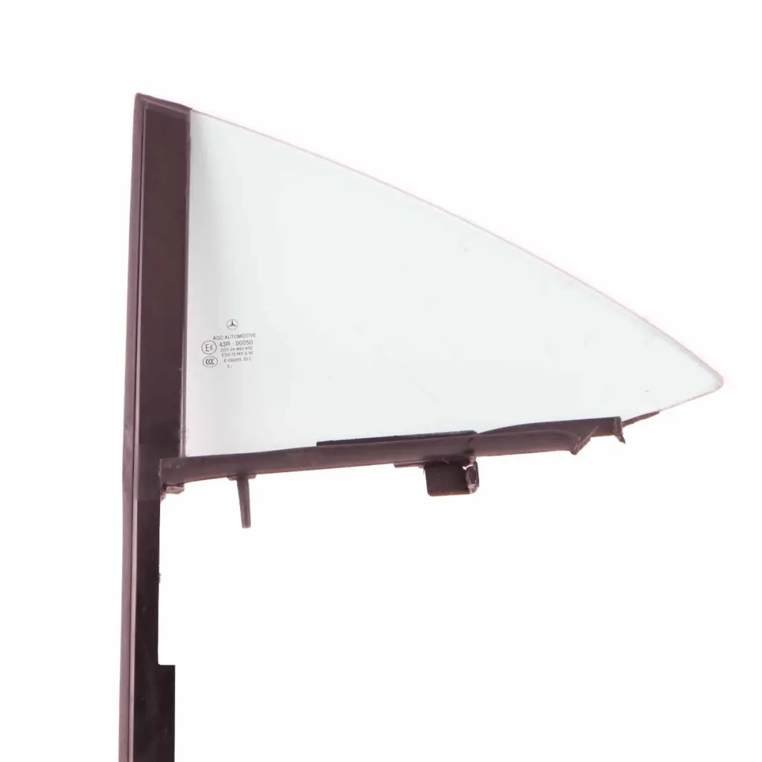 W218 Window Glass Rear Door Left N/S Quarter Green AS2 to Mercedes CLS with Part number A2187302300 Mercedes CLS W218 Window Glass Rear Door Left N/S Quarter Green AS2 - SKU A2187302300 - Part number A2187302300