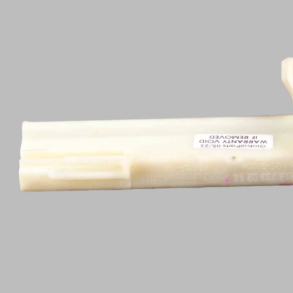 W218 Door Handle Grab Bracket Mount Rear Right O/S Trim to Mercedes CLS with Part number A2187330214 Mercedes CLS W218 Door Handle Grab Bracket Mount Rear Right O/S Trim - SKU A2187330214 - Part number A2187330214