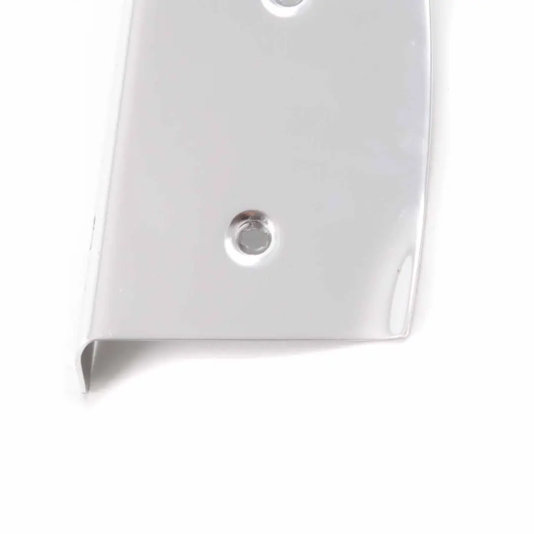 W218 Tapa Tarjeta De Puerta Borde Trasero Derecho Cromo para Mercedes CLS con número de pieza A2187370288 Mercedes CLS W218 Tapa Tarjeta De Puerta Borde Trasero Derecho Cromo - SKU A2187370288 - Número de pieza A2187370288